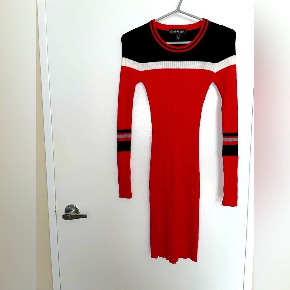 Slim Ribbed Red Long-Sleeve Knit Dress